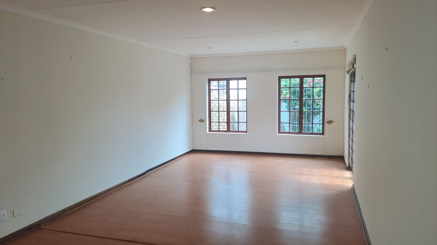 To Let 3 Bedroom Property for Rent in Miramar Eastern Cape